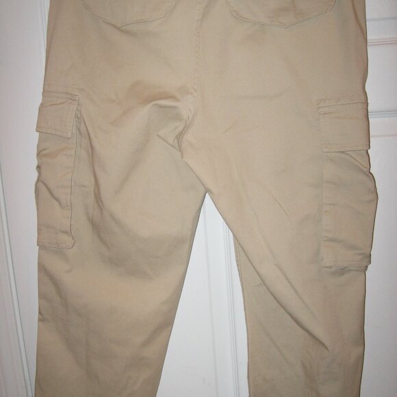 Lands' End Khaki Cargo Pants Men's 38 x 32 Beige - Picture 3 of 4
